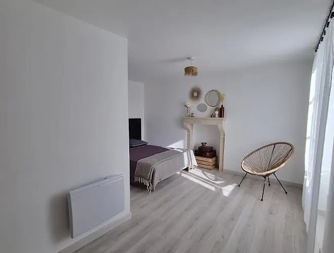 Le De Constance アパート *